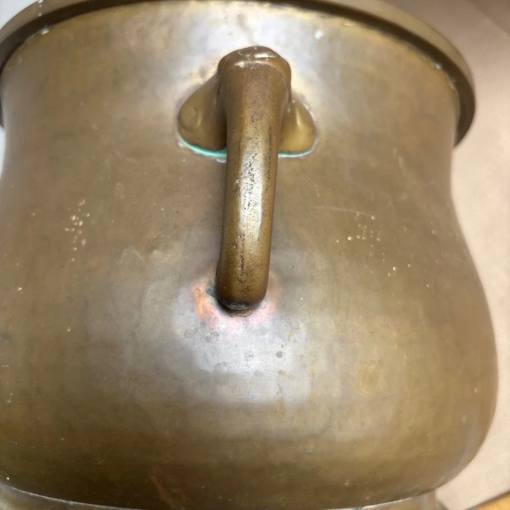 Vintage Jardiniere Hammered Brass Planter w Elephant Head Handles 9